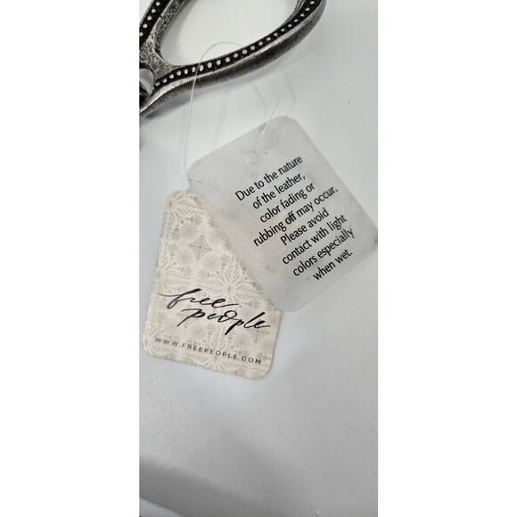 Free People Casanova Leather Belt Navy Blue Artsy Silver Metal Buckle Womens S/M - Picture 6 of 7